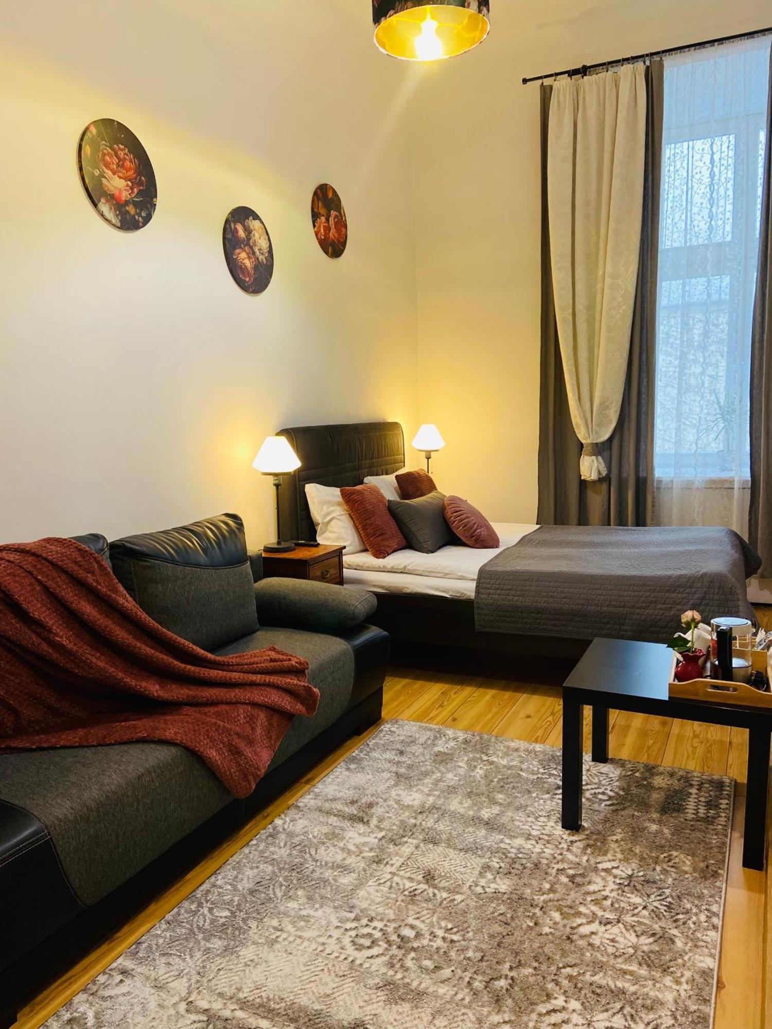 Krakow Apartments & Rooms Exteriör bild